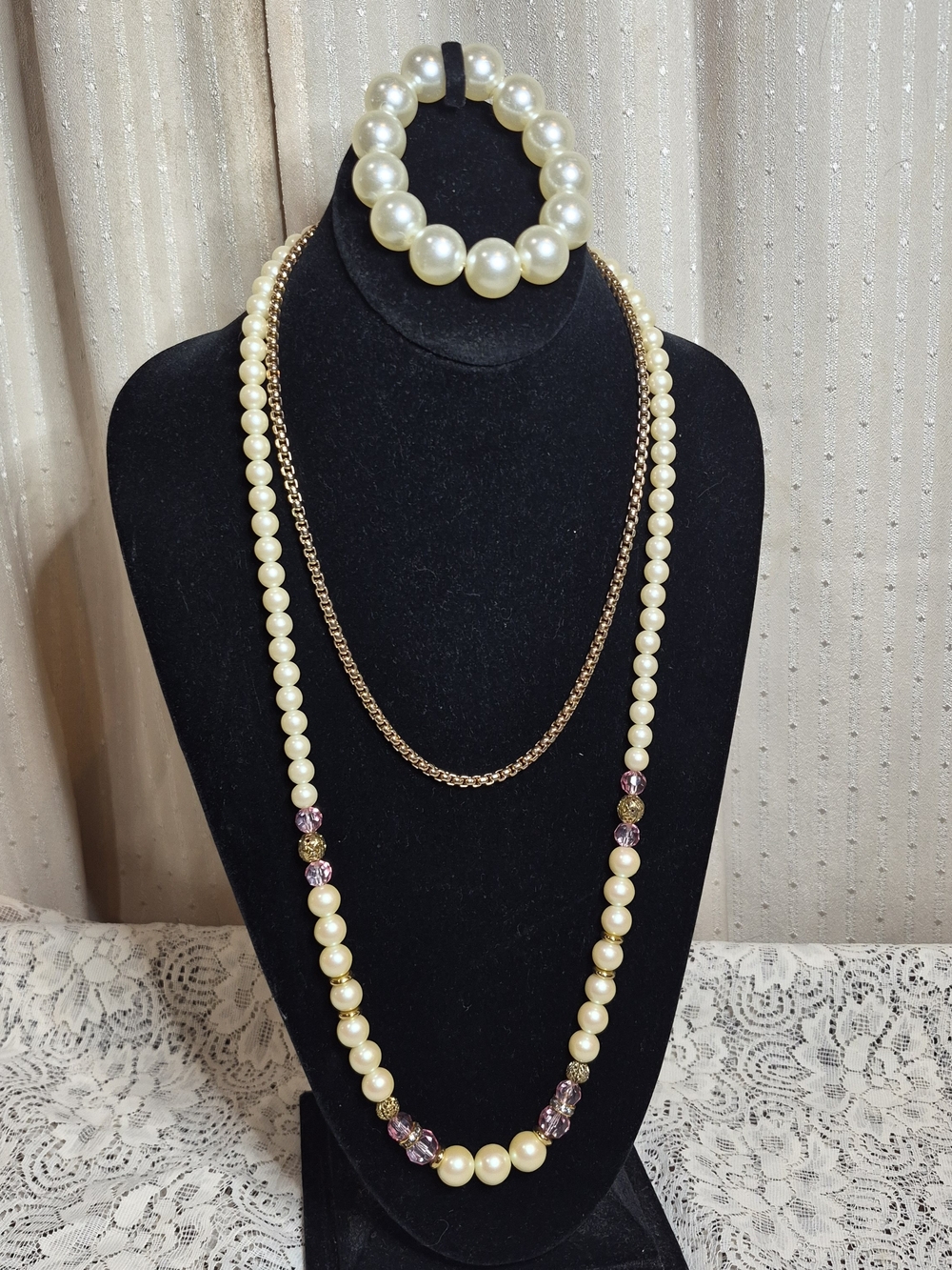 Vintage 1928 Faux Pearl Pink Crystal Accent 3 Piece Set